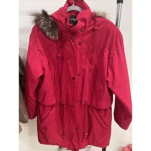 Women's Coat, Forecaster Of Boston size M Quilted Detachable Faux Fur Hood Red
